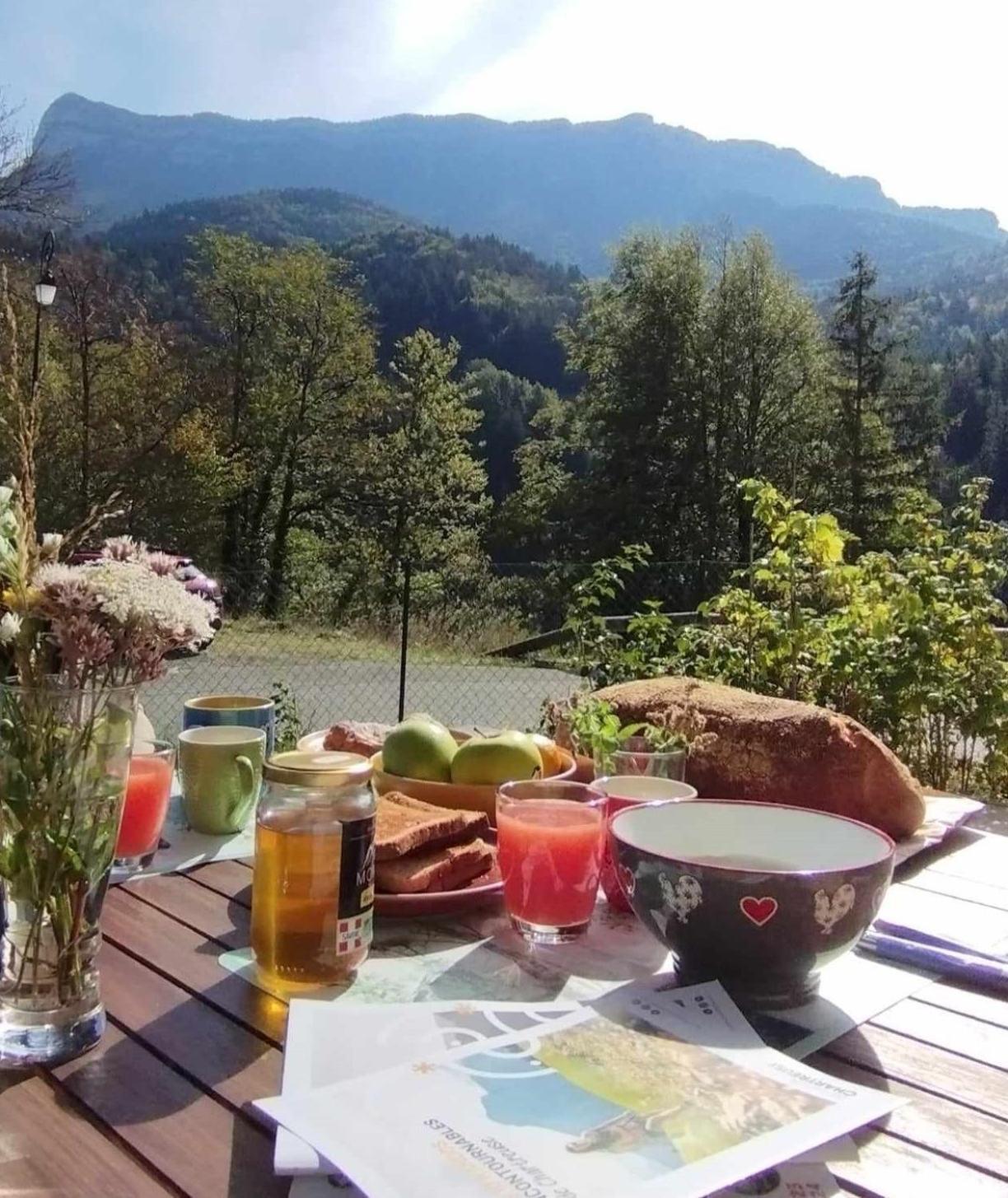 Appartamento La Sabaudia Saint-Pierre-d'Entremont  Esterno foto